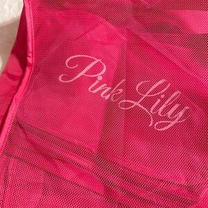 Pink Lily Fuchsia Mesh packing cubes (set of 7)